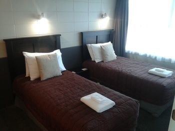 Motel Emotel